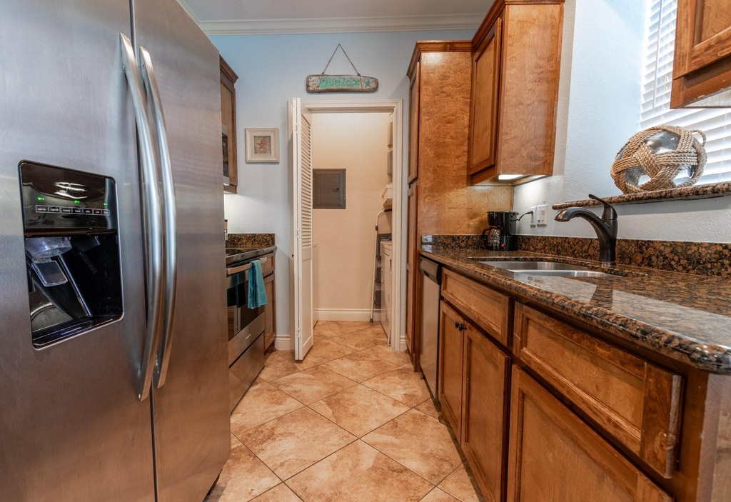 7000 Seawall Boulevard - Photo 15