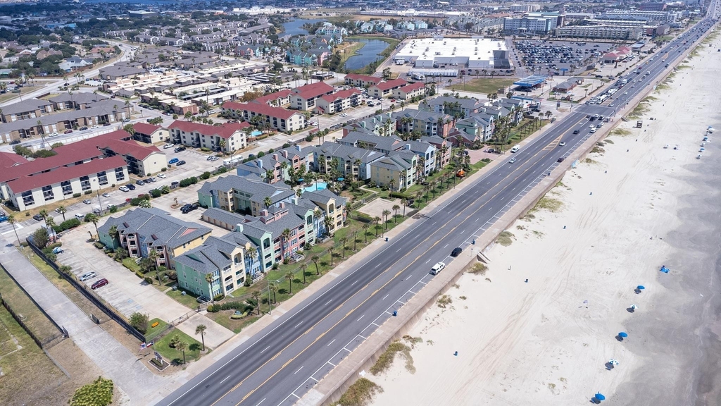 7000 Seawall Boulevard - Photo 24