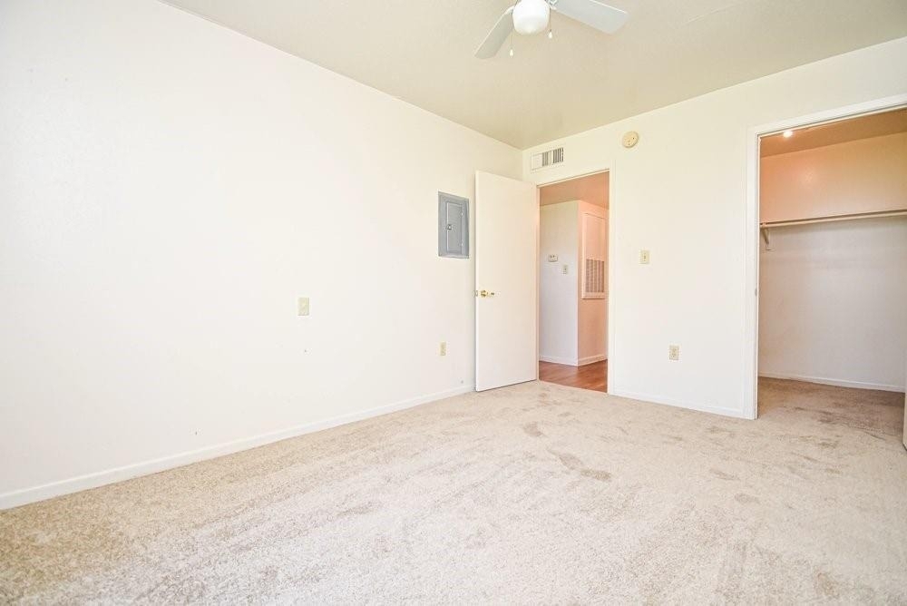576 Ellen Powell Dr - Photo 10