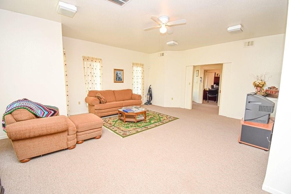 576 Ellen Powell Dr - Photo 6