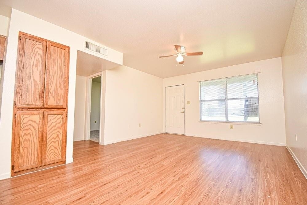 576 Ellen Powell Dr - Photo 7