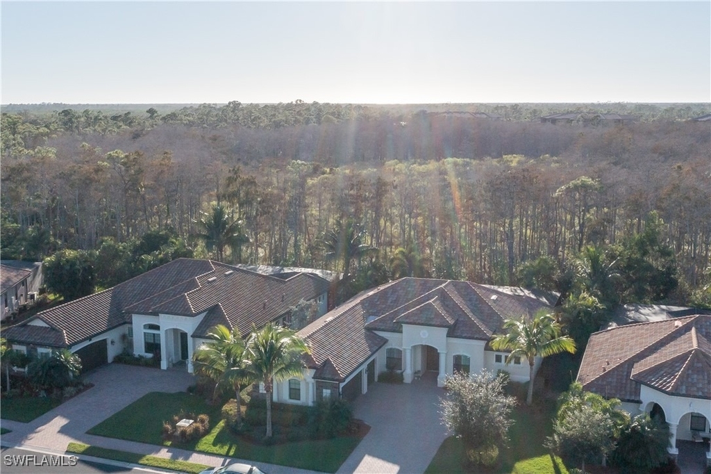 9569 Siracusa Court - Photo 32