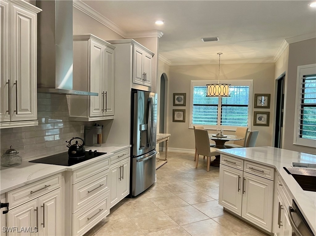 9569 Siracusa Court - Photo 13