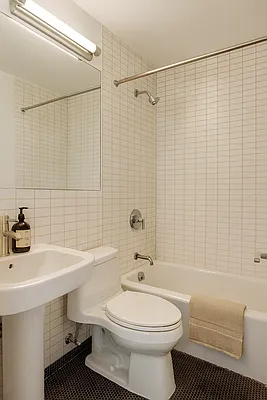 east 39th Street - Photo 3