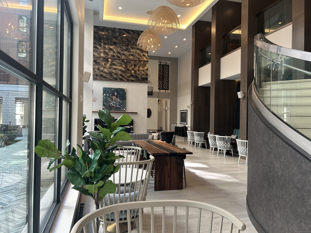 467 West Avenue - Photo 11