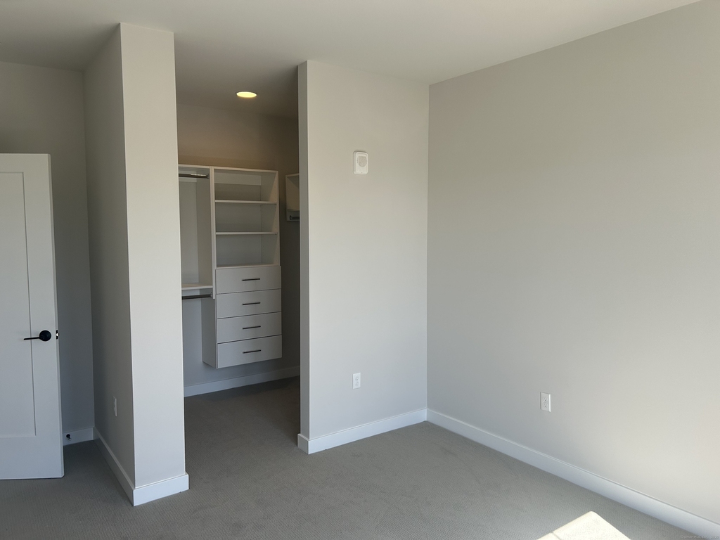 467 West Avenue - Photo 7