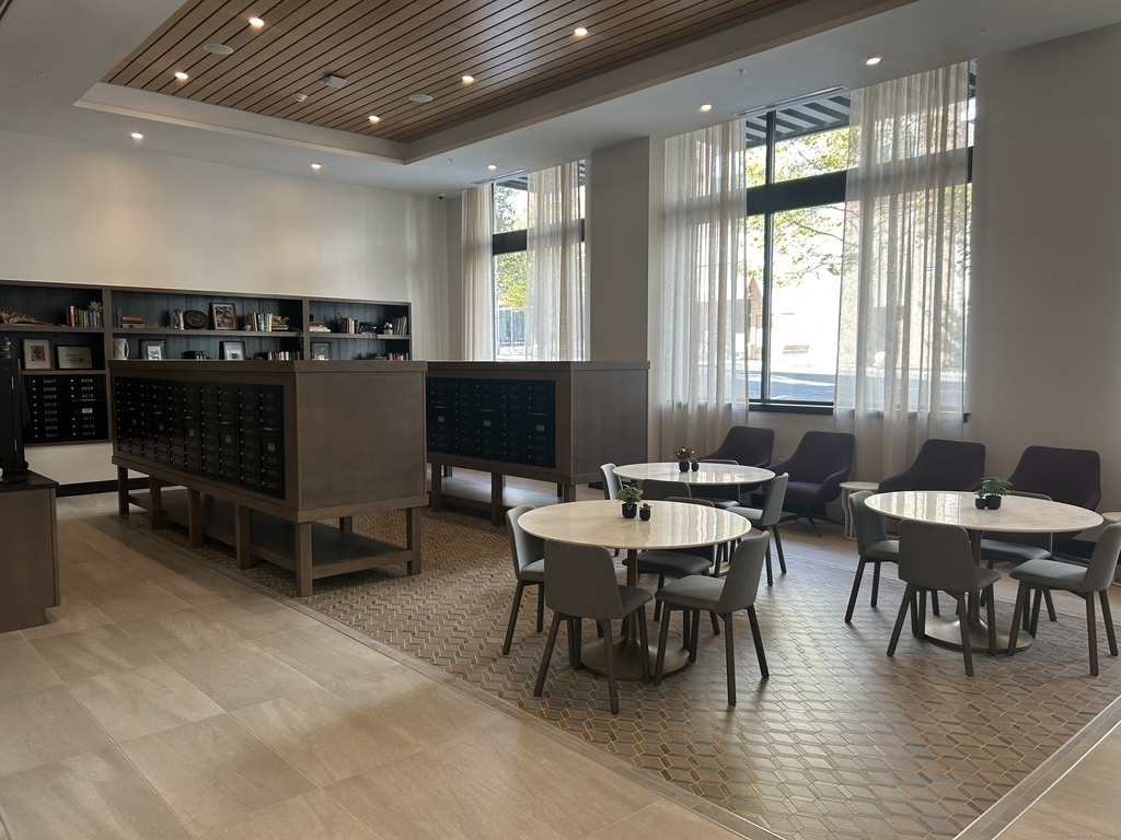 467 West Avenue - Photo 10
