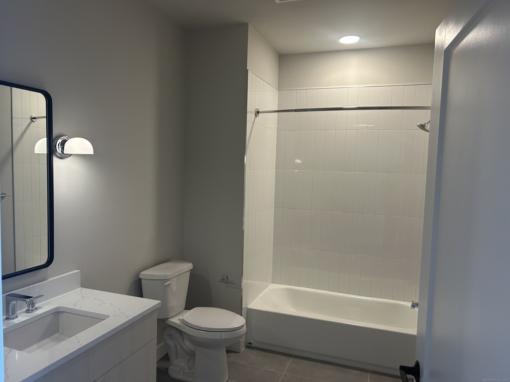 467 West Avenue - Photo 4
