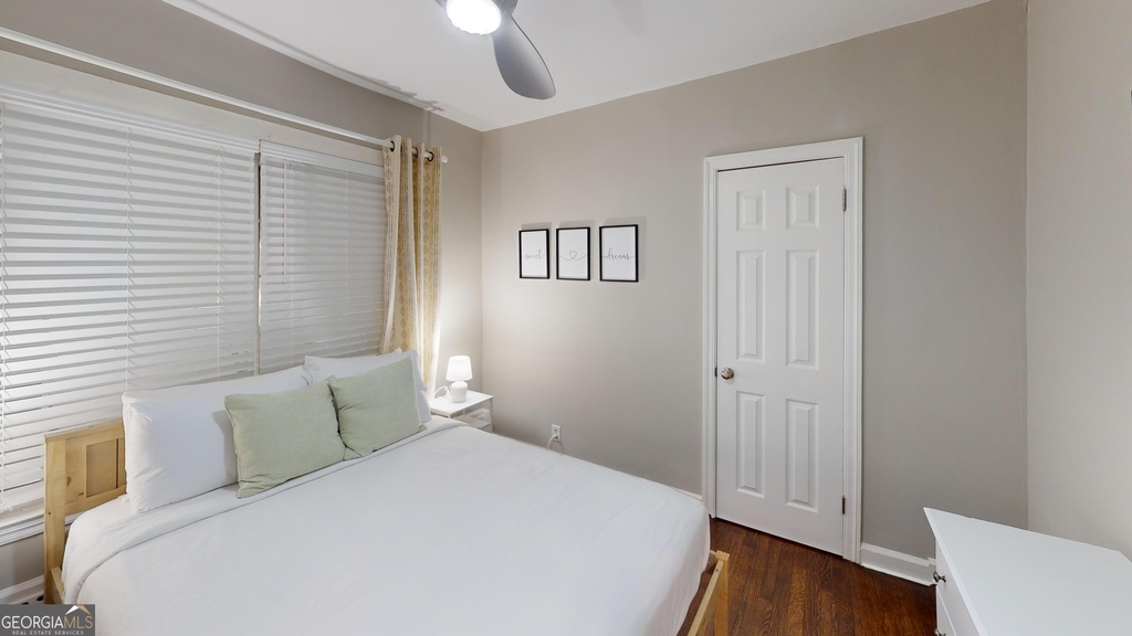 1114 Fayetteville Road Se - Photo 14