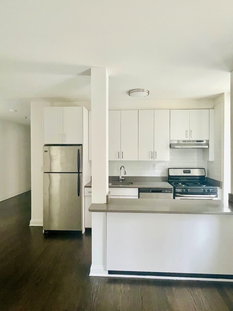145 West 55th Street, 13A - Photo 6