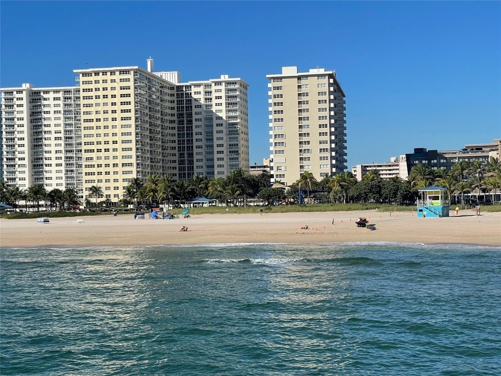 133 N Pompano Beach Boulevard - Photo 30