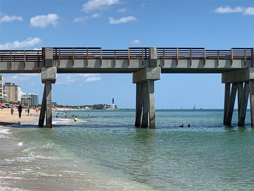 133 N Pompano Beach Boulevard - Photo 37