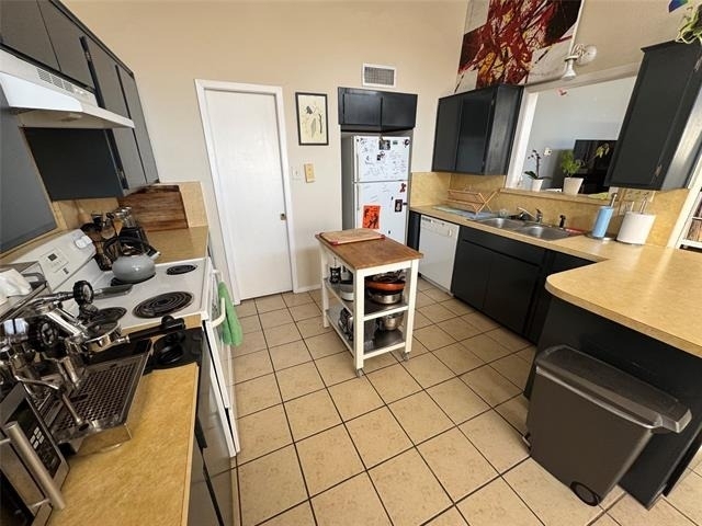2714 Mccart Avenue - Photo 3