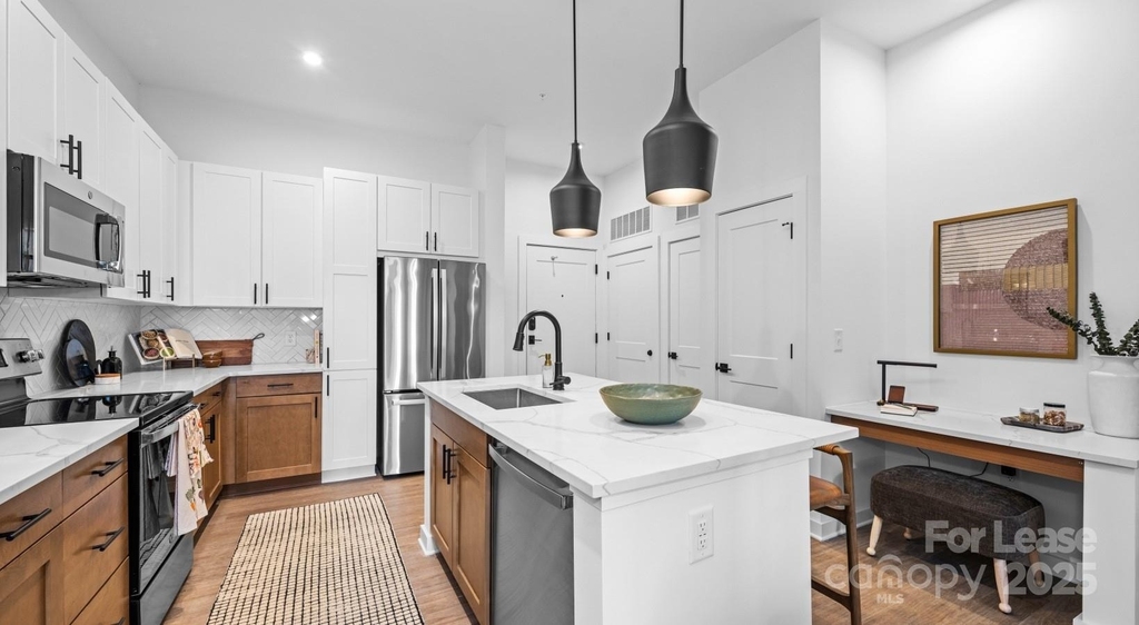 1711 Commonwealth Avenue - Photo 19
