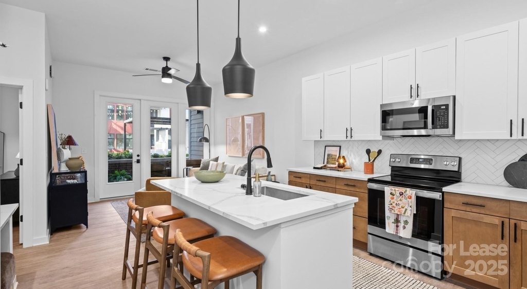 1711 Commonwealth Avenue - Photo 17