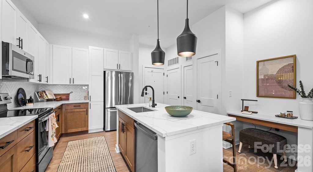 1711 Commonwealth Avenue - Photo 17