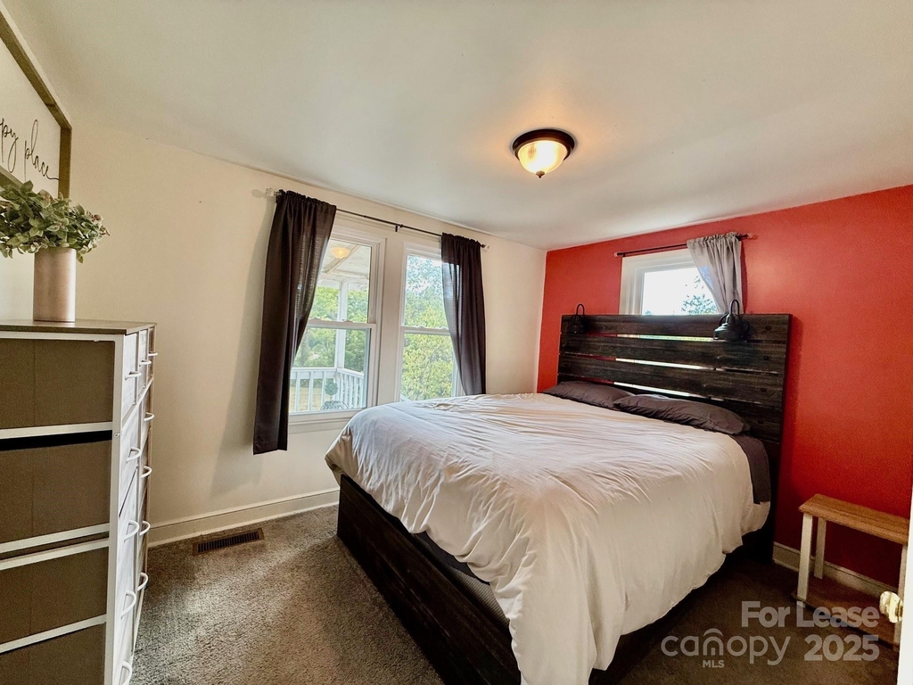 12 Powell Street - Photo 23