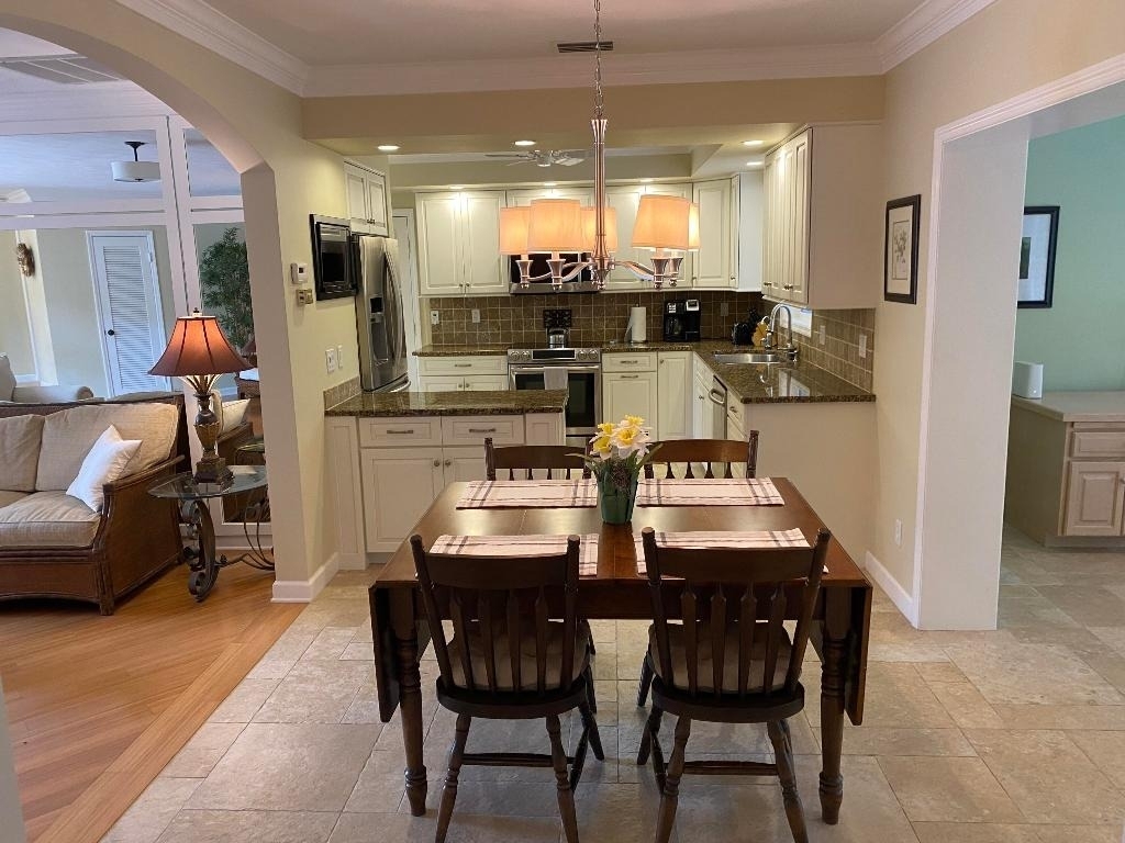 535 Flamevine Lane - Photo 3