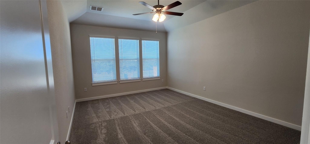 2240 Delano Dr - Photo 11