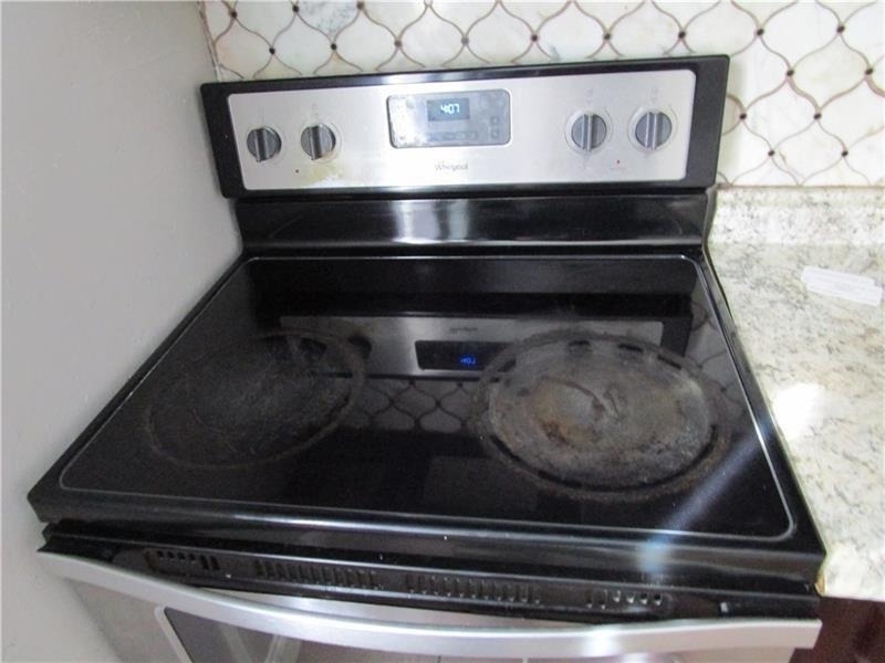1235 Riverside Drive - Photo 9