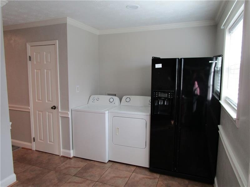 1235 Riverside Drive - Photo 13