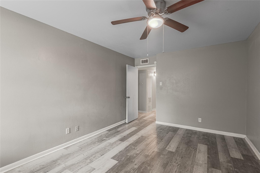 818 University Avenue - Photo 16