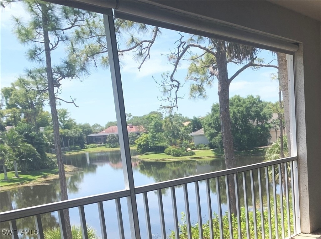 27080 Lake Harbor Court - Photo 16