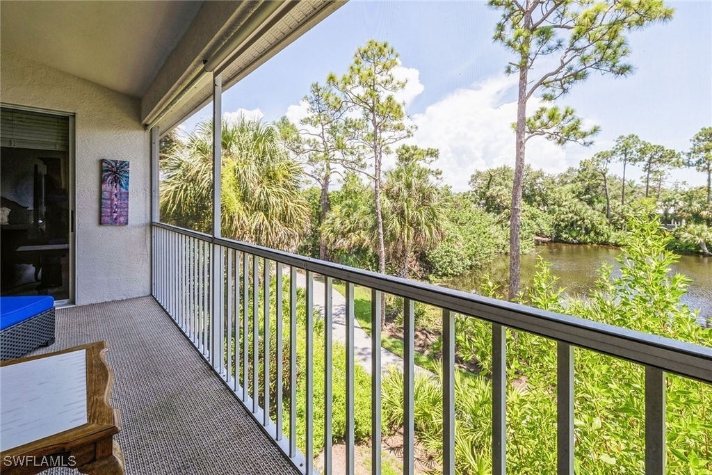 27080 Lake Harbor Court - Photo 18