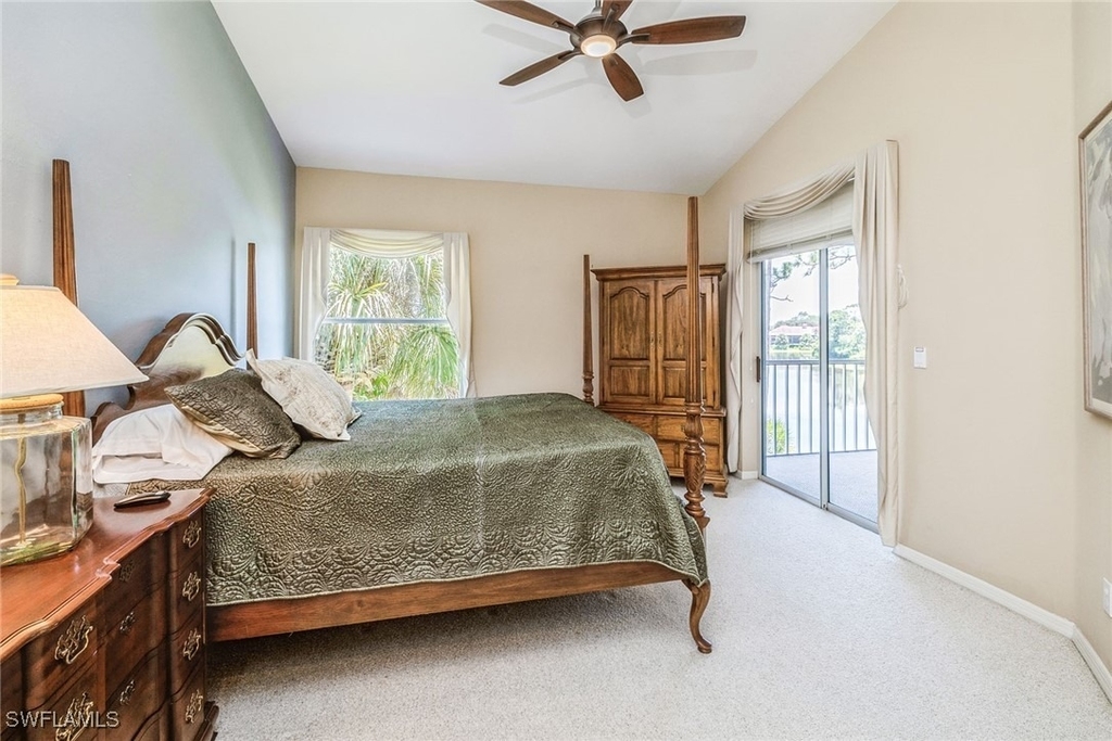 27080 Lake Harbor Court - Photo 9