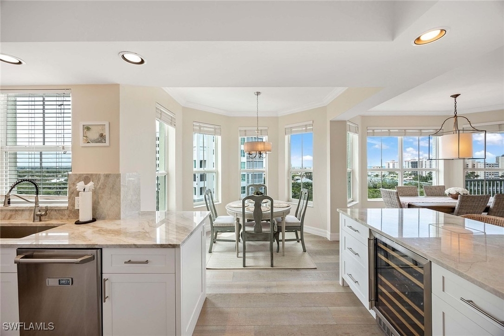 315 Dunes Boulevard - Photo 11