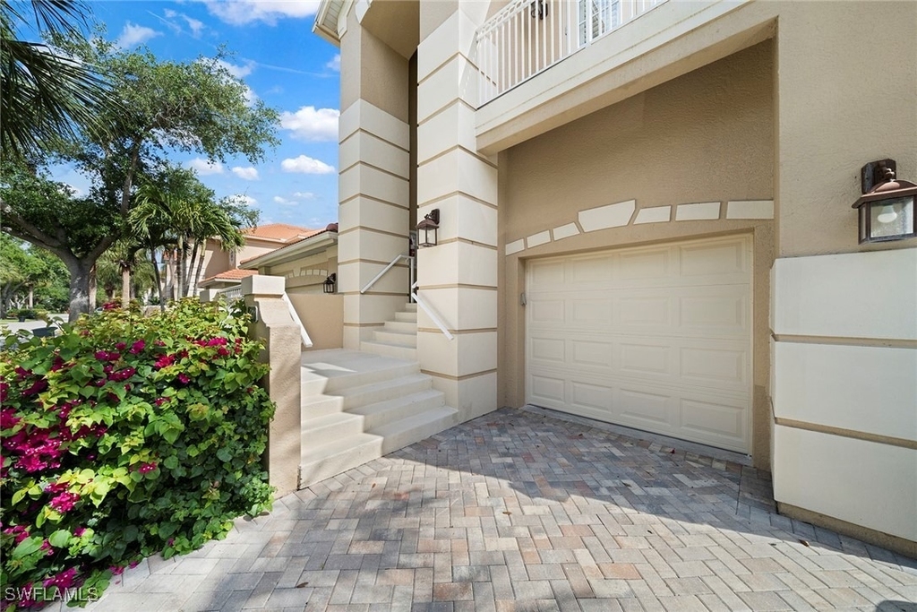 26871 Wyndhurst Court - Photo 2