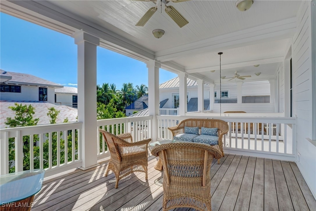 1551 Gulf Shore Boulevard S - Photo 34