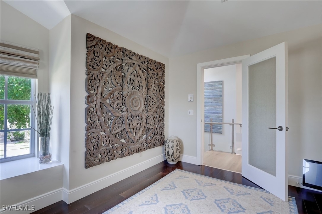 687 9th Avenue S - Photo 22