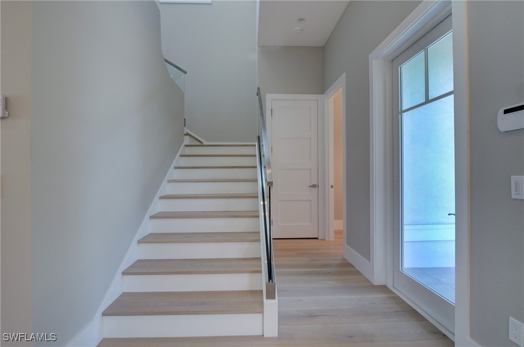 888 10th Avenue S - Photo 11