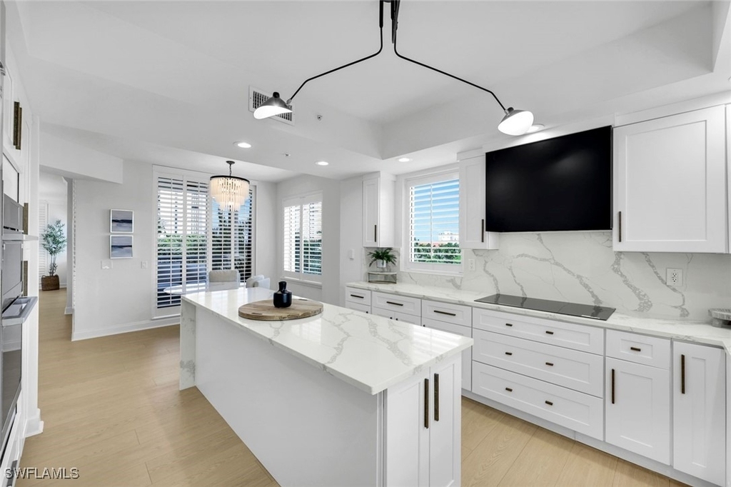 8720 Bay Colony Drive - Photo 7
