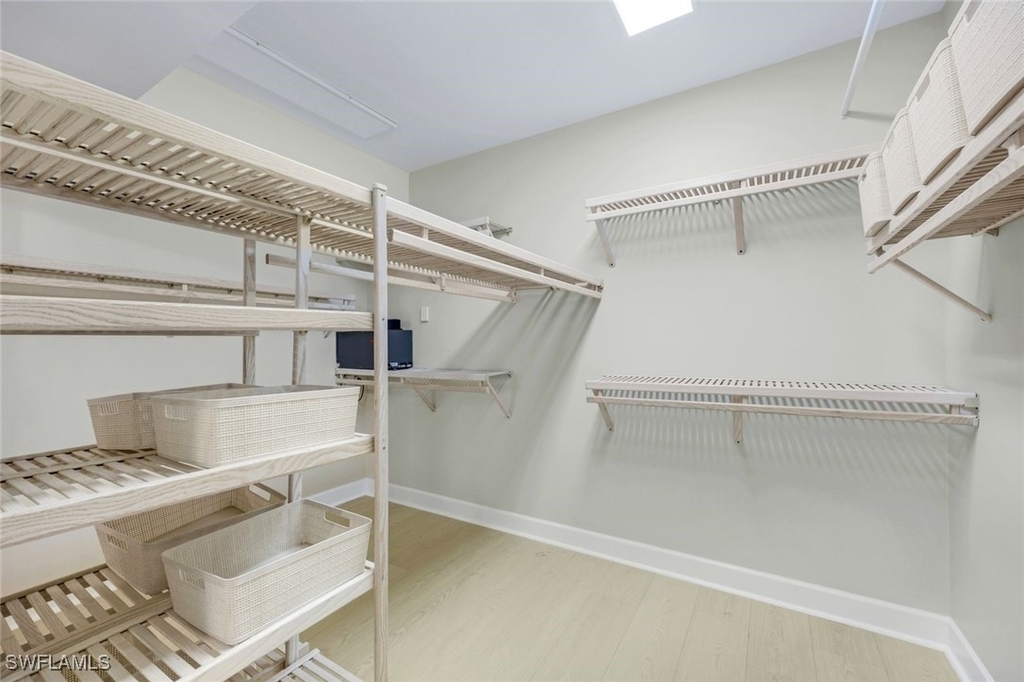 8720 Bay Colony Drive - Photo 14