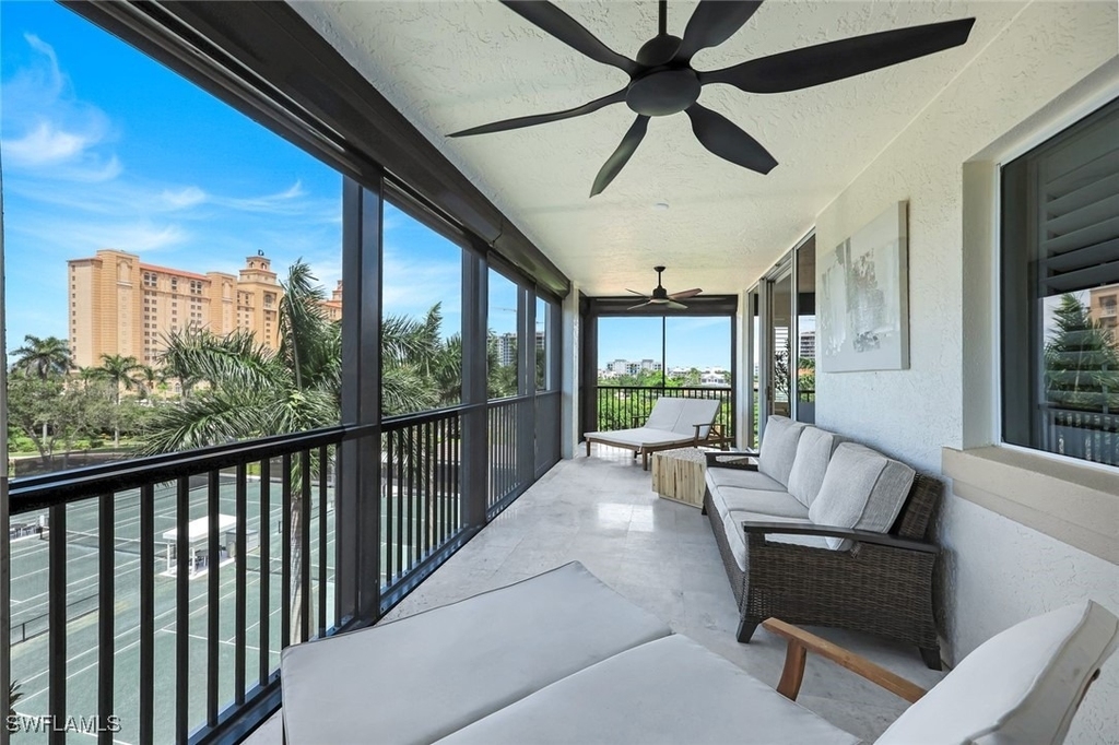 8720 Bay Colony Drive - Photo 22