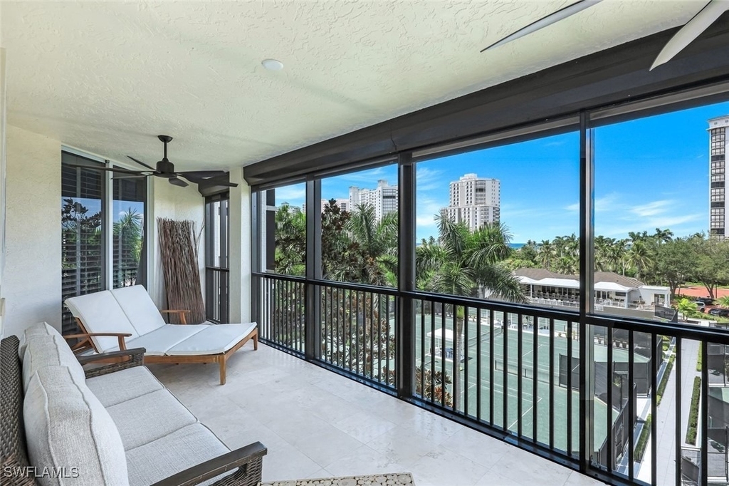 8720 Bay Colony Drive - Photo 23