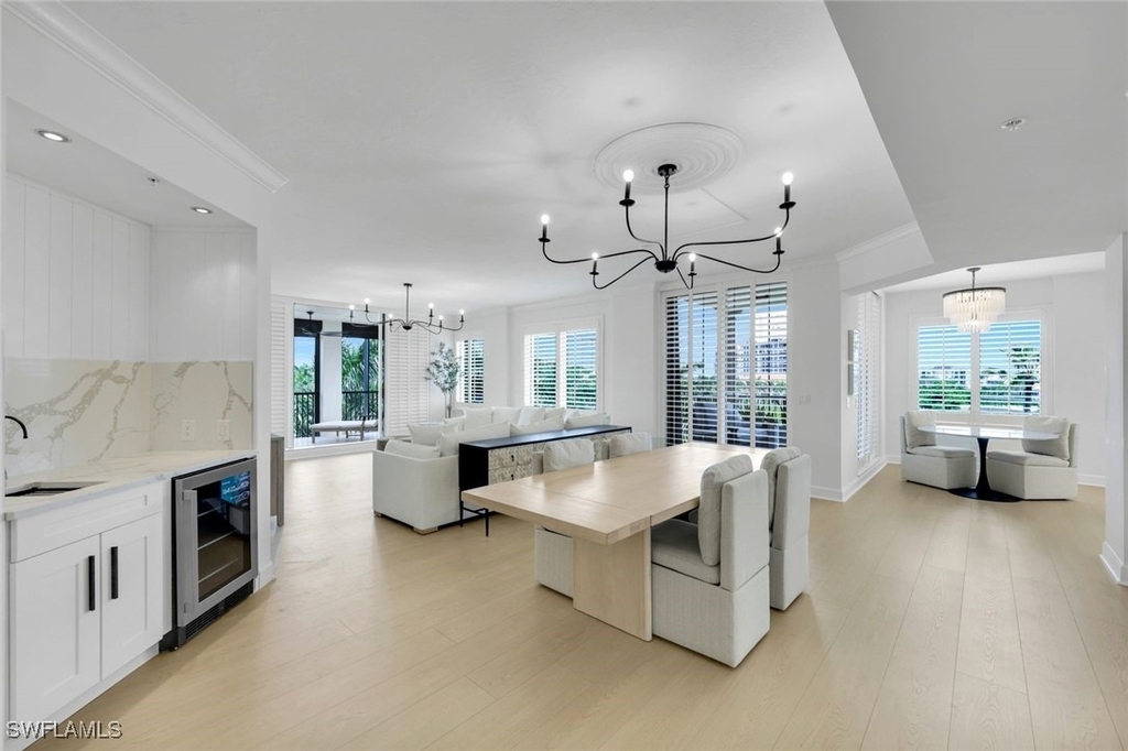 8720 Bay Colony Drive - Photo 8