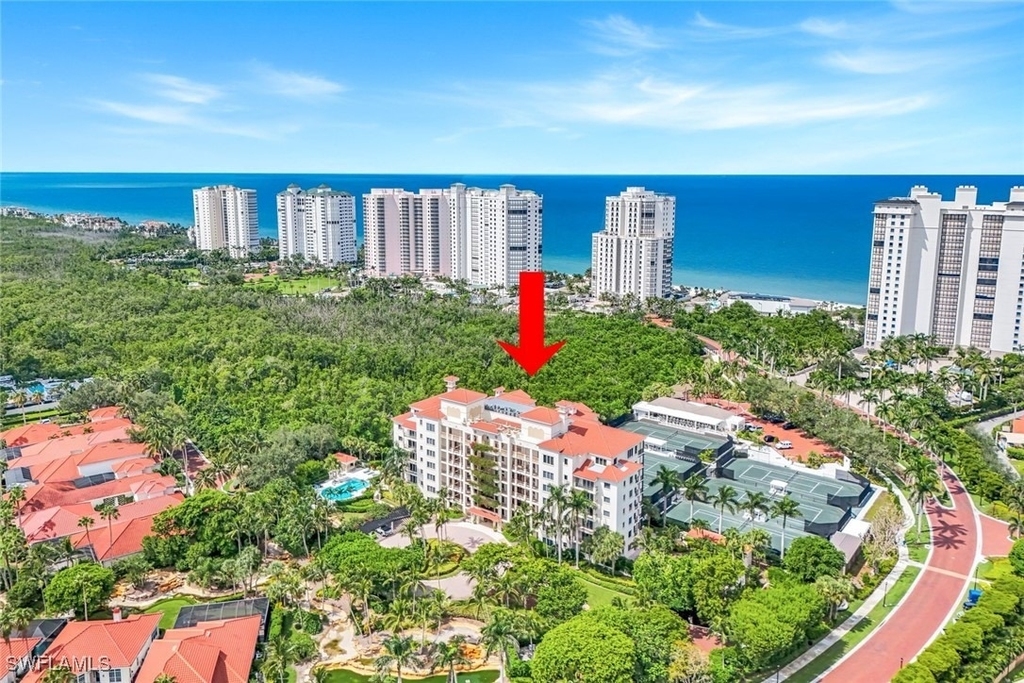 8720 Bay Colony Drive - Photo 30