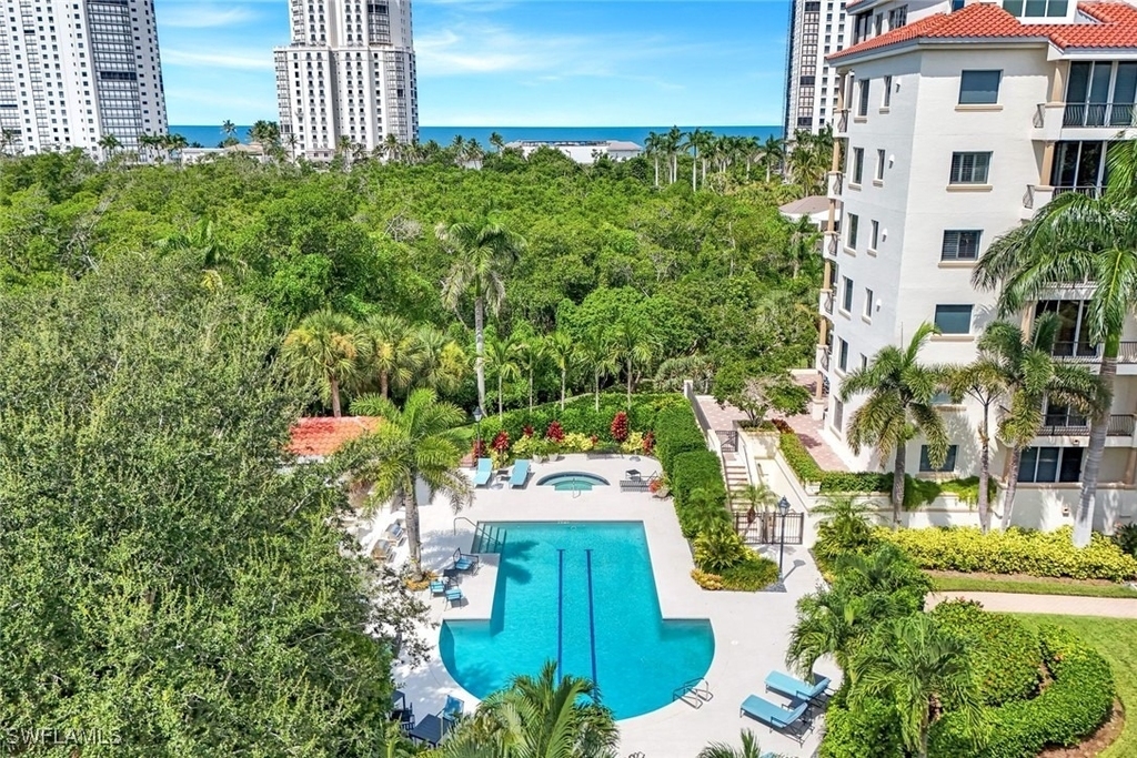 8720 Bay Colony Drive - Photo 25