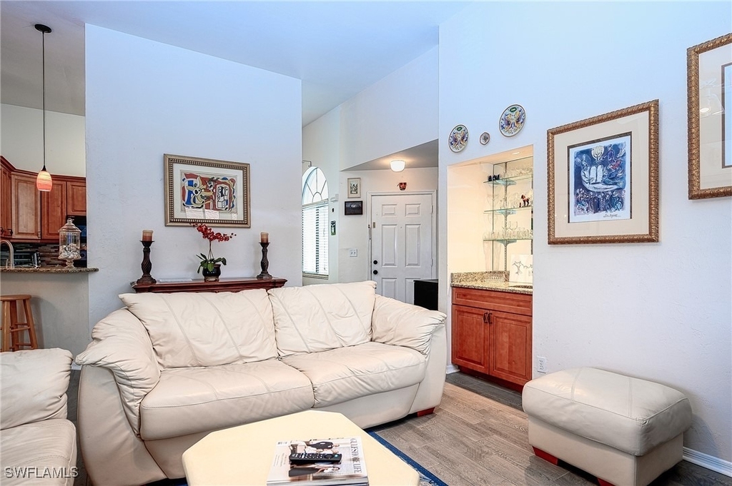559 Beachwalk Circle - Photo 8