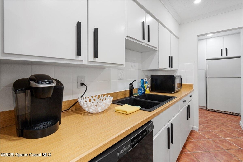 2175 Barracuda Avenue - Photo 15