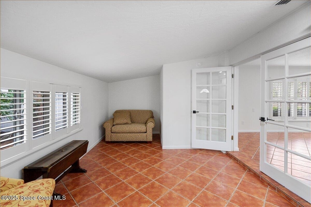 2175 Barracuda Avenue - Photo 8