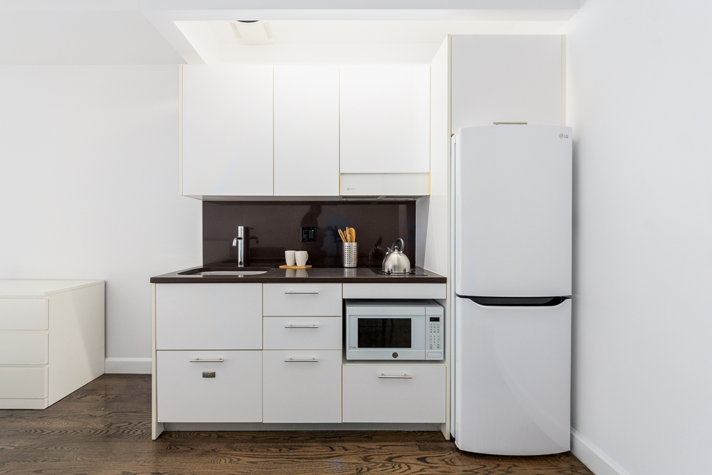 212 West 91st Street - Photo 3