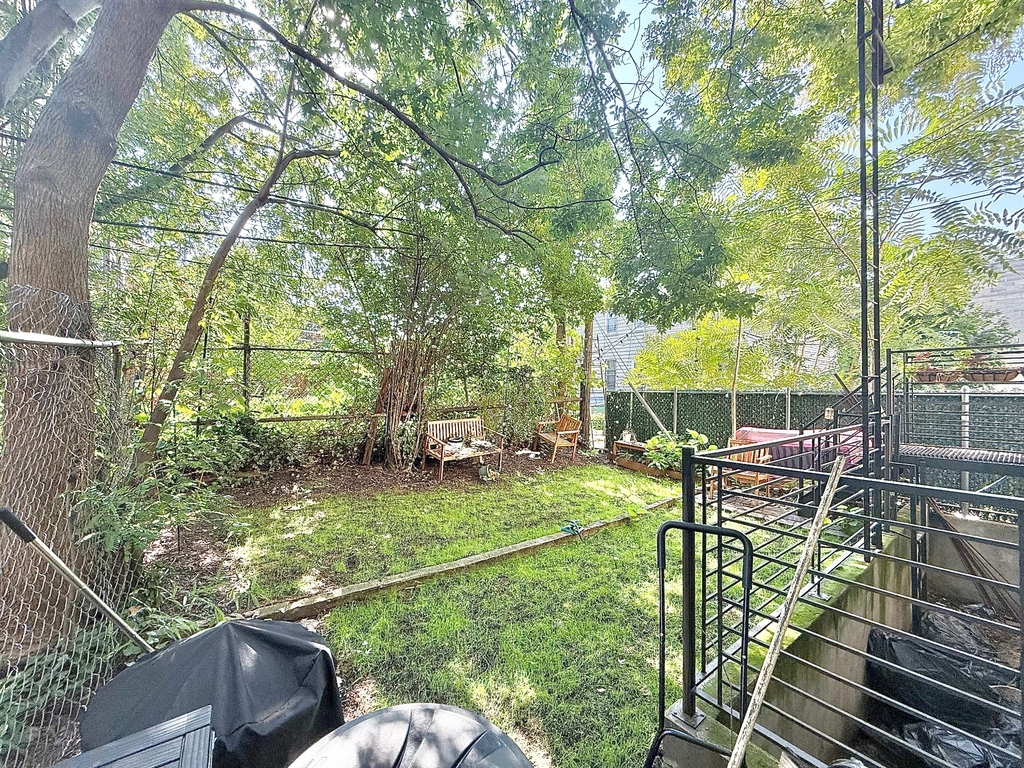 1468 Bushwick Avenue - Photo 7