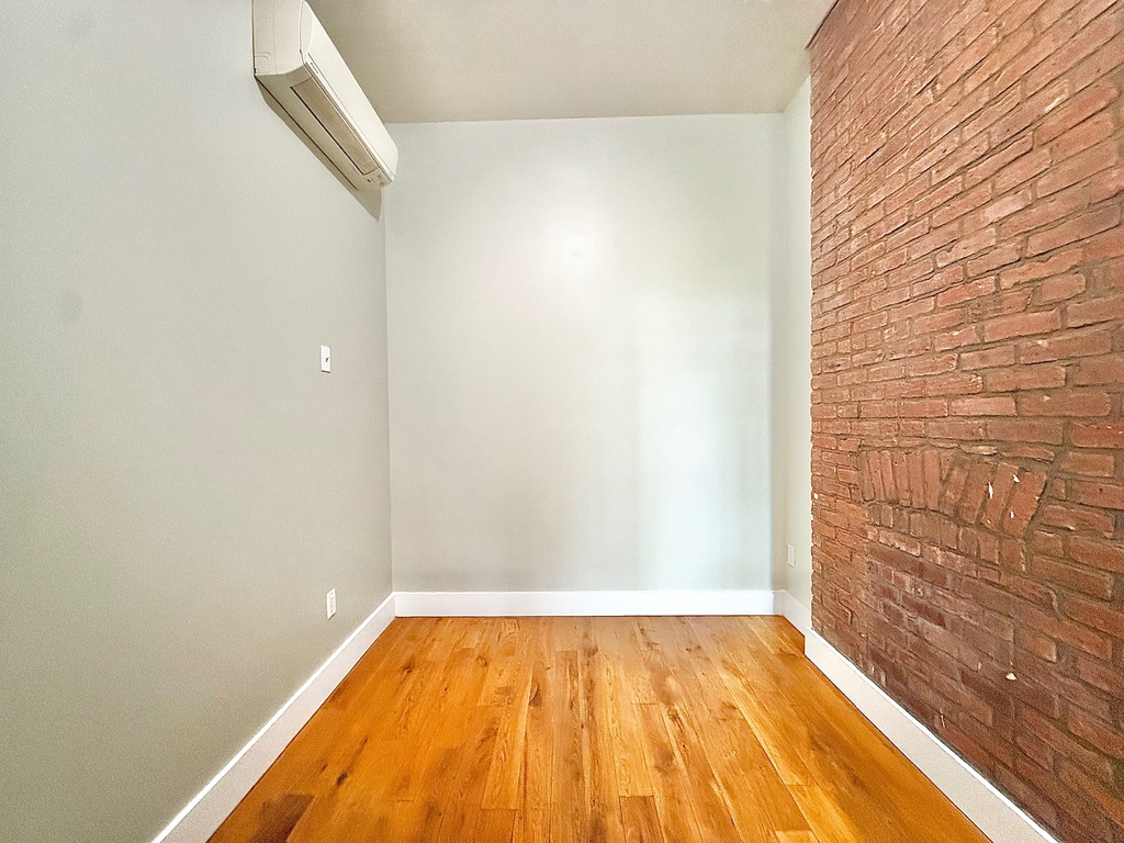 1468 Bushwick Avenue - Photo 8