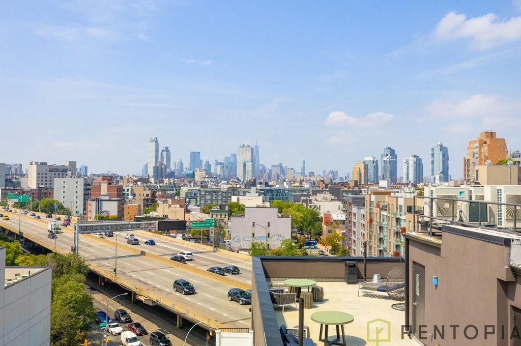 104 Frost Street - Photo 11