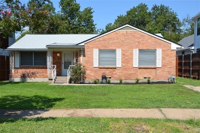 3879 Clover Lane - Photo 0
