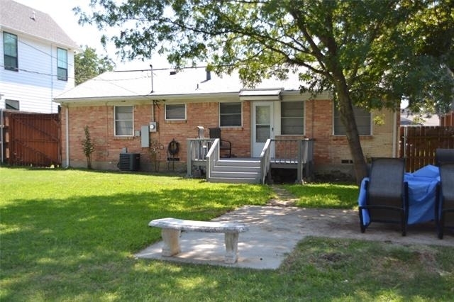 3879 Clover Lane - Photo 11